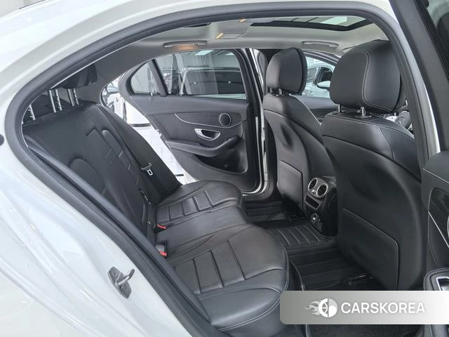 Mercedes-Benz Class C 2021 Белый из Китая, фото 2