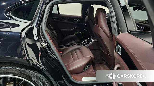 Porsche Panamera (971) 2020 Черный из Кореи, фото 2