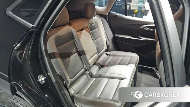 Chevrolet (GM Daewoo) Trax Crossover 2023 Черный из Кореи, фото 2