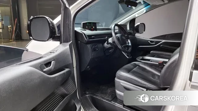 Hyundai Staria 2022 Белый из Кореи, фото 2