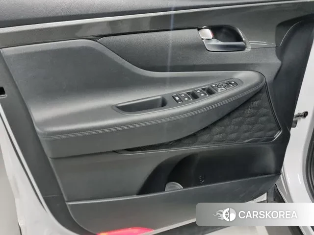 Hyundai The New Santa Fe 2022 Белый из Кореи, фото 2