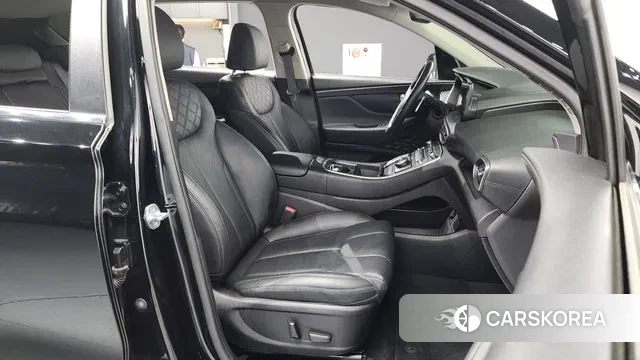 Hyundai The New Santa Fe 2021 Черный из Кореи, фото 2