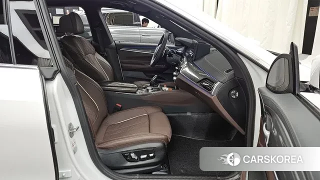 BMW 6 Series GT (G32) 2024 Белый из Кореи, фото 2