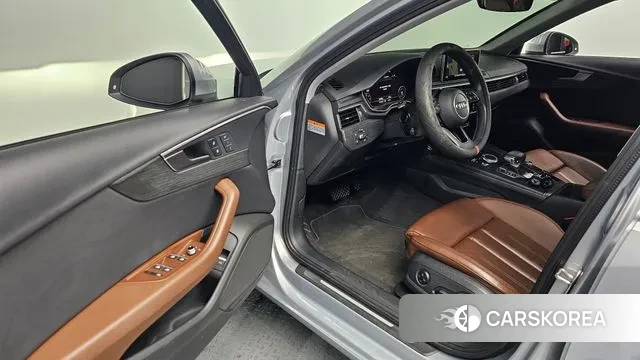 Audi A4 (B9) 2018 Серебряный из Кореи, фото 2