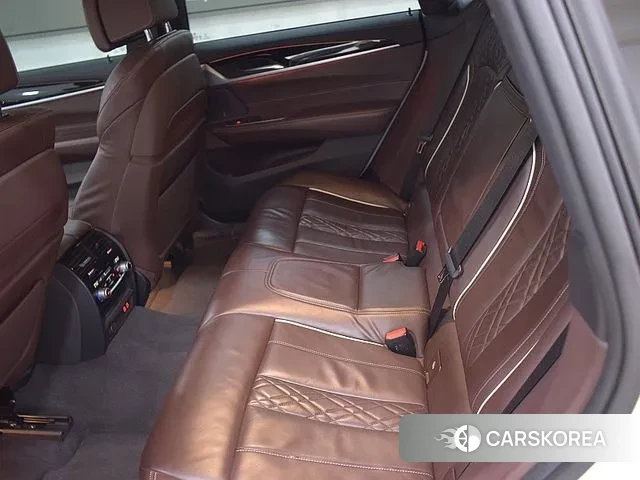 BMW 6 Series GT (G32) 2021 Белый из Кореи, фото 2