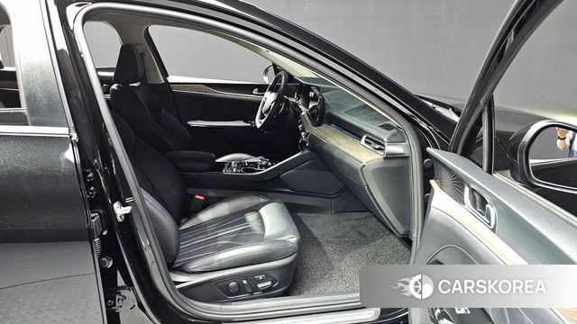 Kia K5 3rd generation 2021 Черный из Кореи, фото 2