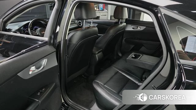 Kia The New K3 2nd generation 2022 Черный из Кореи, фото 2