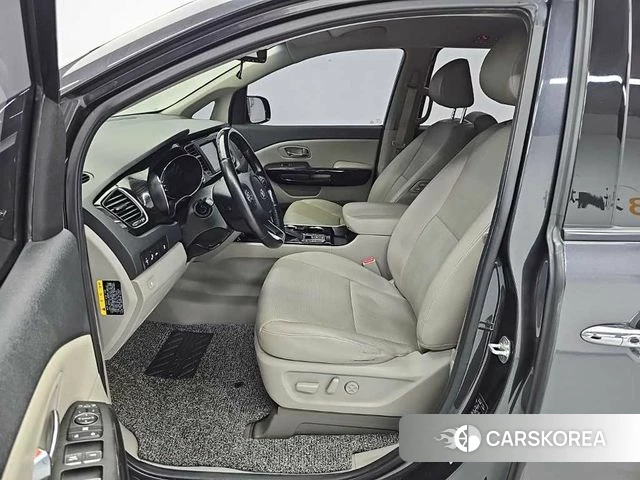 Kia The New Carnival 2018 Серый из Кореи, фото 2