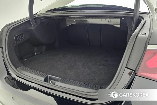 Mercedes-Benz E-Class W214 2025 Черный из Кореи, фото 2