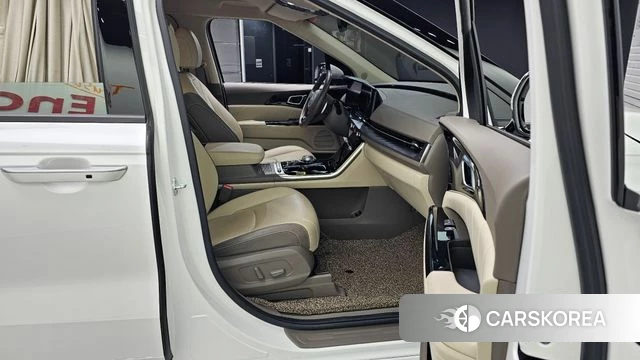 Kia Carnival 4th generation 2021 Белый из Кореи, фото 2
