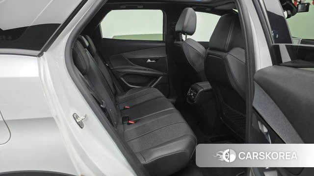 Peugeot 3008 second generation 2020 Белый из Кореи, фото 2