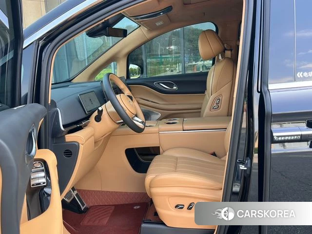 Lan Tu Dreamer PHEV 2024 Черный из Китая, фото 2