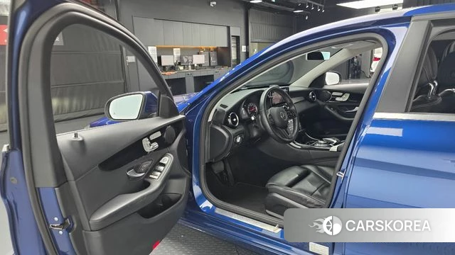 Mercedes-Benz C-Class W205 2019 Синий из Кореи, фото 2