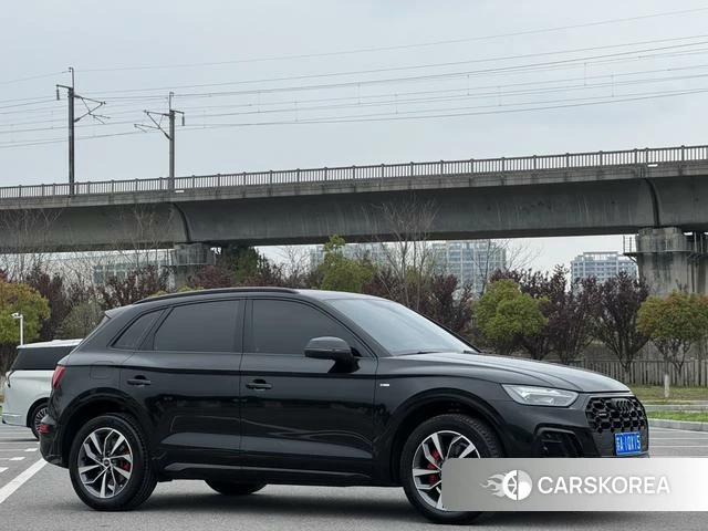 Audi Q5L 2024 Черный из Китая, фото 2