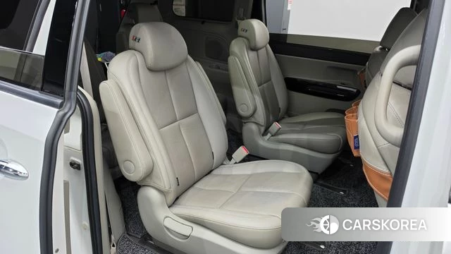 Kia The New Carnival 2018 Белый из Кореи, фото 2