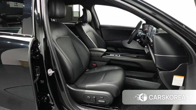 Hyundai Ionic 6 2024 Черный из Кореи, фото 2