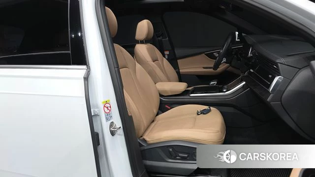 Audi Q7 (4M) 2023 Белый из Кореи, фото 2