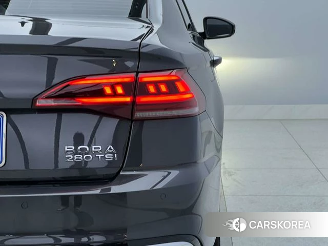 Volkswagen Bora 2022 Черный из Китая, фото 2