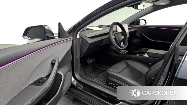 Tesla Model 3 2025 Серый из Кореи, фото 2