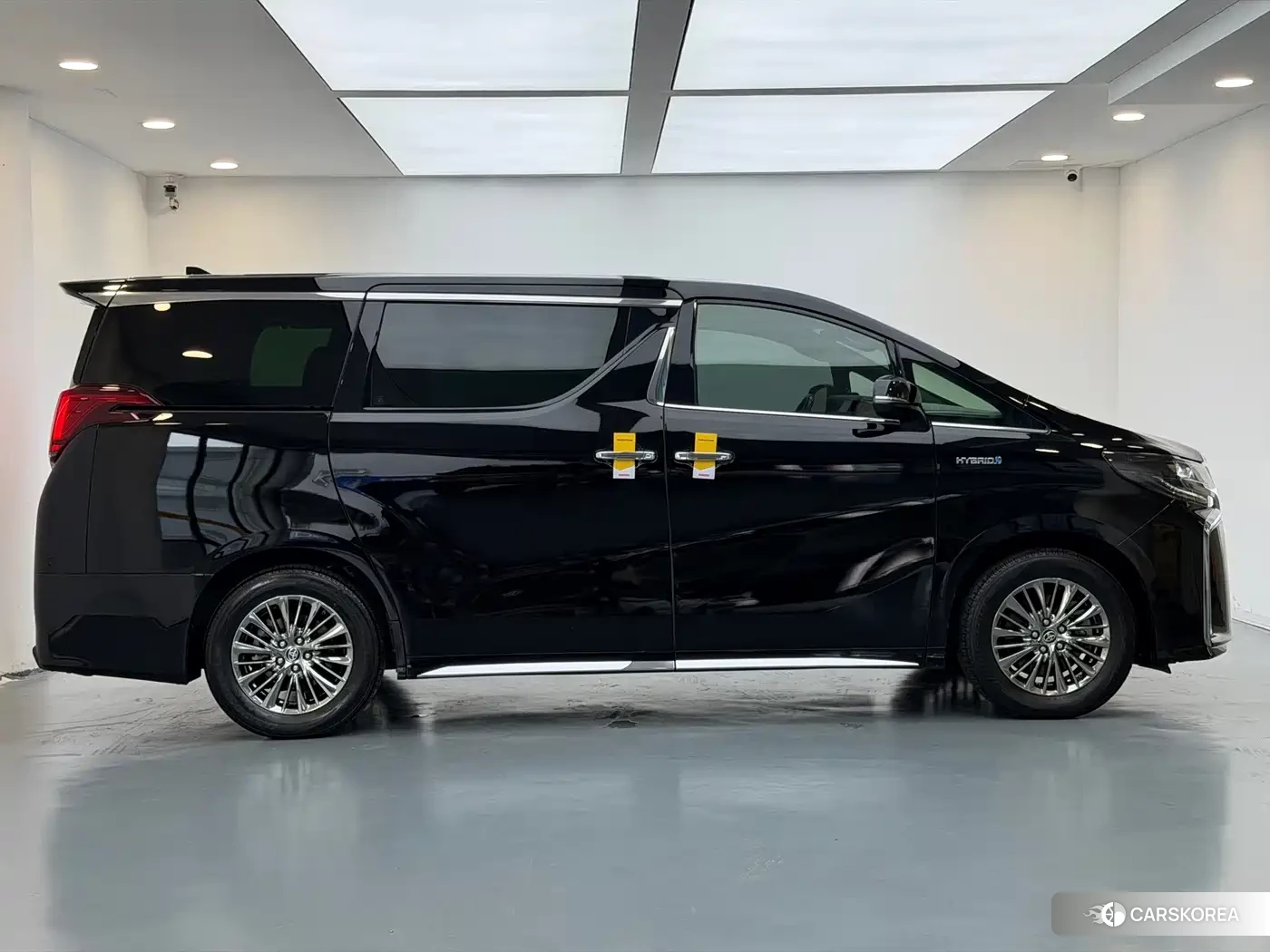 Toyota Elfa 2022 Черный из Китая, фото 2