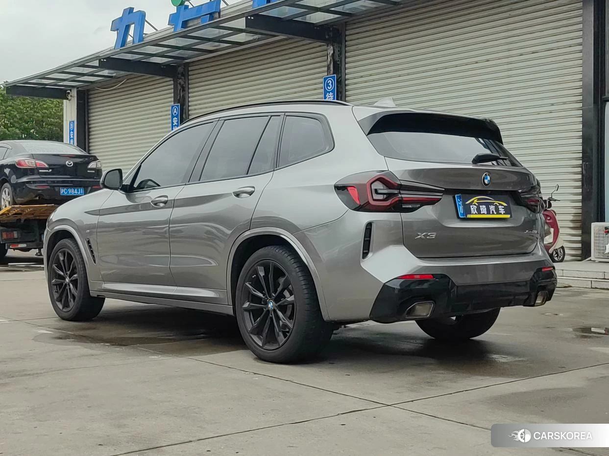 BMW X3 2022 Серебристо-серый из Китая, фото 2