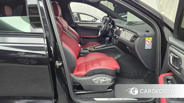 Porsche Macan 2022 Черный из Кореи, фото 2