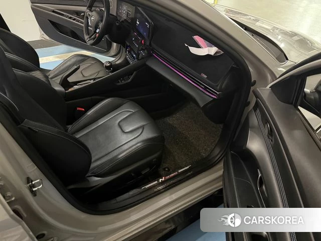 Hyundai Avante (CN7) 2021 Серебристо-серый из Кореи, фото 2