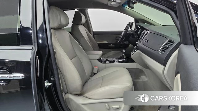 Kia The New Carnival 2020 Черный из Кореи, фото 2