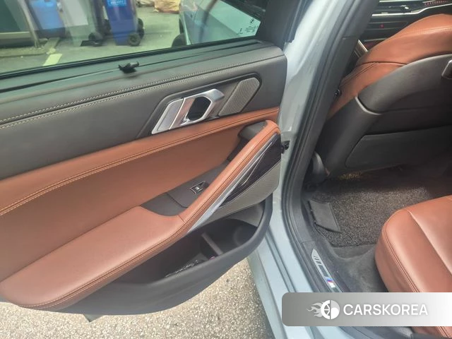 BMW X6 (G06) 2025 Небесно-голубой из Кореи, фото 2