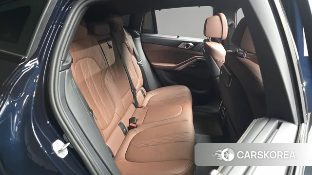 BMW X6 (G06) 2023 Черный из Кореи, фото 2