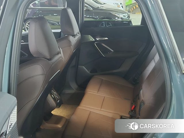 BMW X1 (U11) 2025 Небесно-голубой из Кореи, фото 2