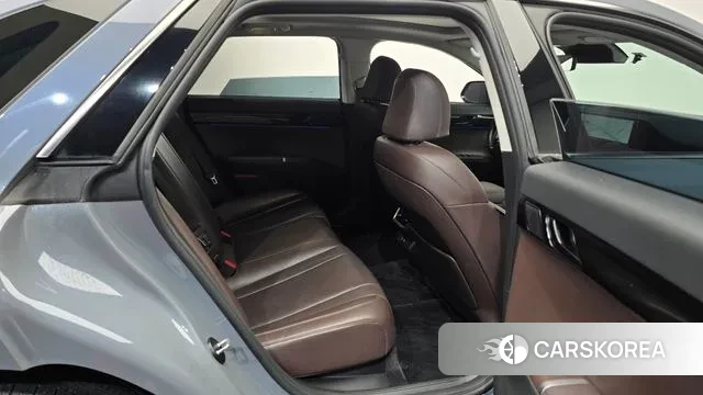 Hyundai Grandeur (GN7) 2023 Серый из Кореи, фото 2