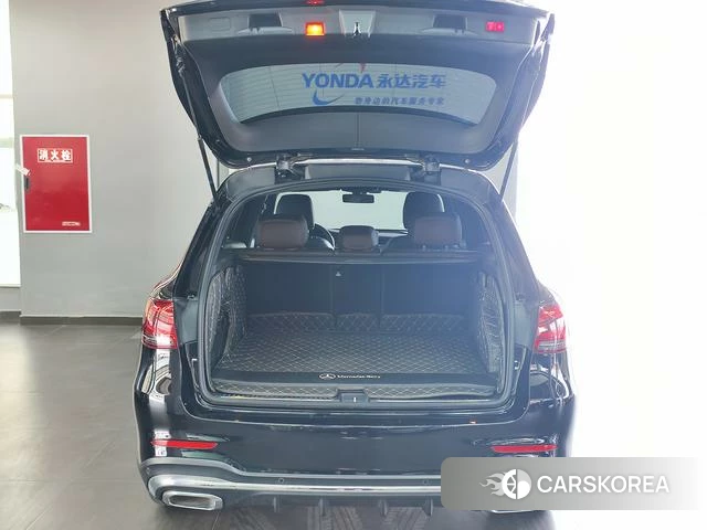Mercedes-Benz GLC 2021 Черный из Китая, фото 2