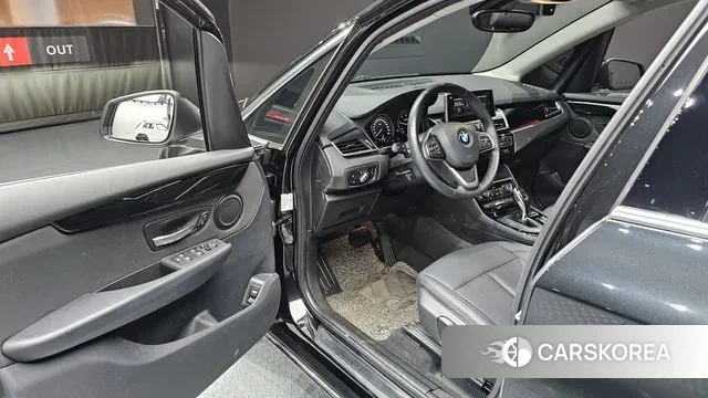 BMW 2 Series Active Tourer (F45) 2020 Черный из Кореи, фото 2