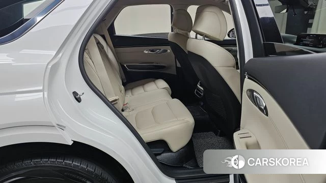 Genesis GV70 2021 Белый из Кореи, фото 2