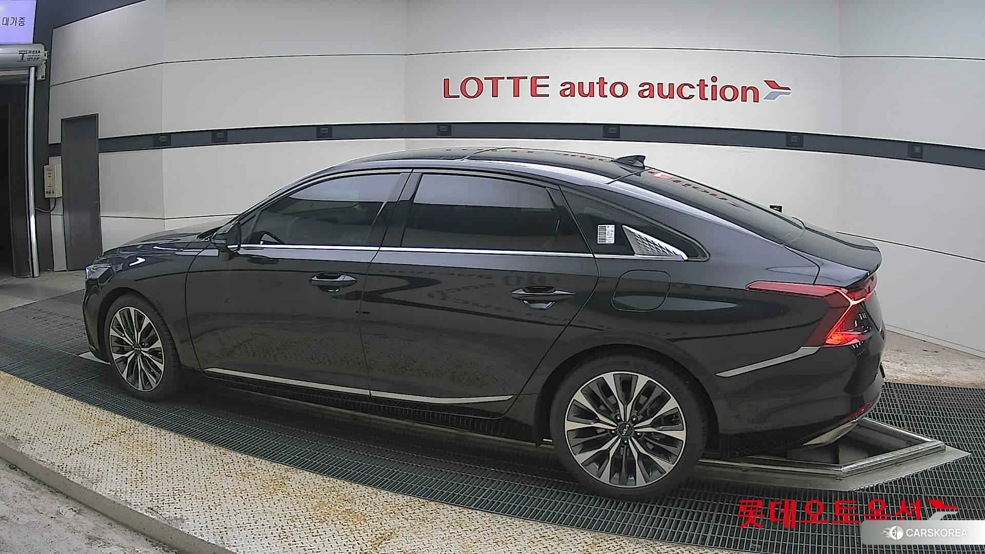 Kia K8 2023 Aurora Black Pearl из Кореи, фото 2