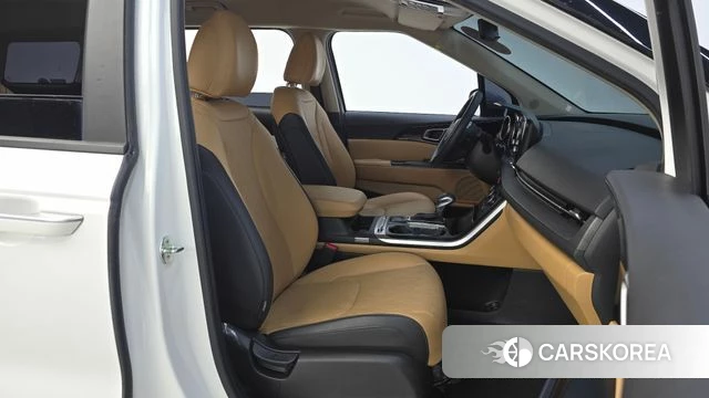 Kia Carnival 4th generation 2023 Белый из Кореи, фото 2