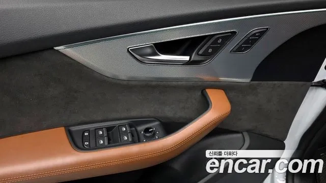 Audi Q8 (4M) id 2912320 из Кореи 2