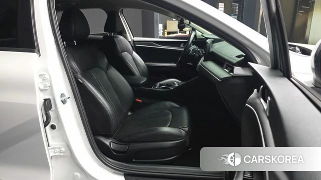 Kia K5 3rd generation 2021 Белый из Кореи, фото 2