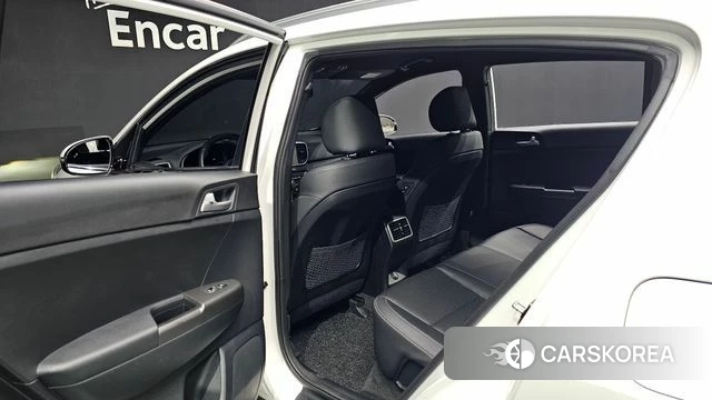Kia Sportage The Bold 2021 Белый из Кореи, фото 2