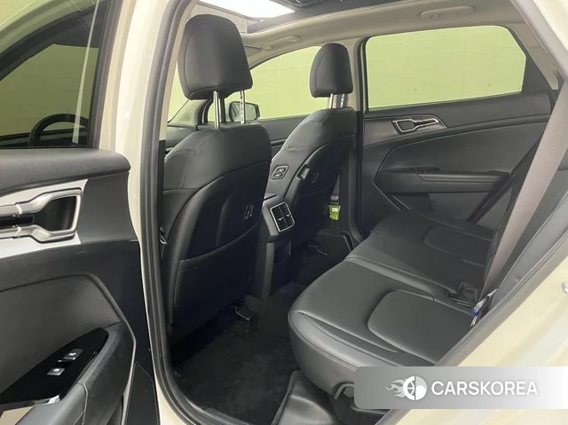 Kia Sportage 5th Generation 2022 Белый из Кореи, фото 2