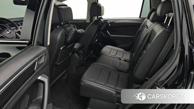 Volkswagen Tiguan Allspace 2020 Черный из Кореи, фото 2