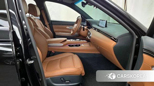 Genesis GV70 2021 Черный из Кореи, фото 2