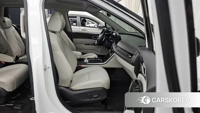 Kia Carnival 4th generation 2021 Белый из Кореи, фото 2