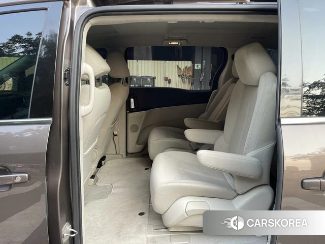 Buick GL8 2021 Коричневый из Китая, фото 2