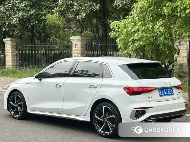 Audi A3 2024 Белый из Китая, фото 2