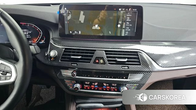 BMW 6 Series GT (G32) 2024 Белый из Кореи, фото 2