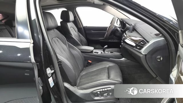 BMW X6 (F16) 2019 Черный из Кореи, фото 2