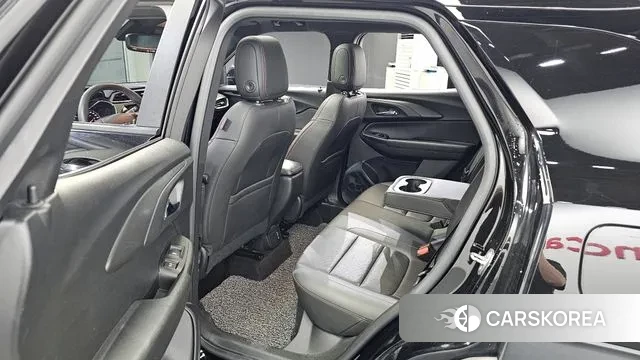 Chevrolet (GM Daewoo) Trailblazer 2023 Черный из Кореи, фото 2