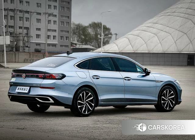 Volkswagen Lingdu 2022 Синий из Китая, фото 2